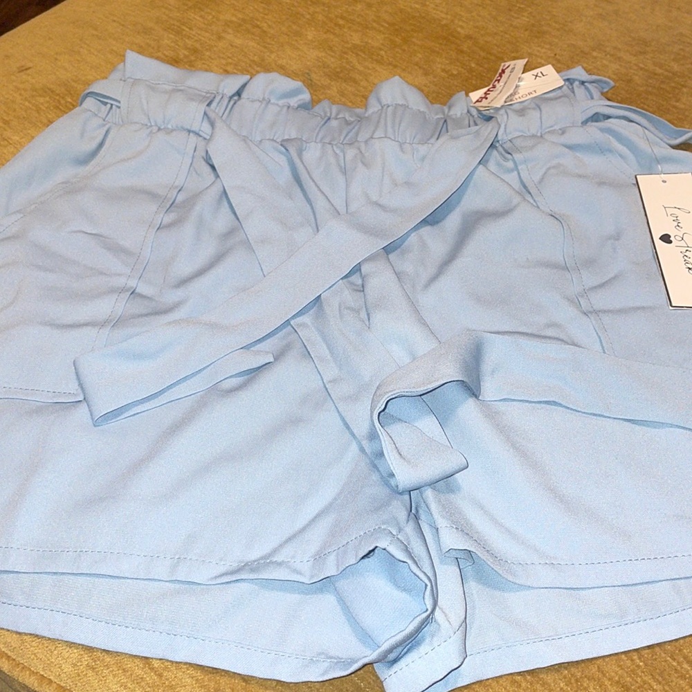 NWT size XL paper bag waist short, baby blue